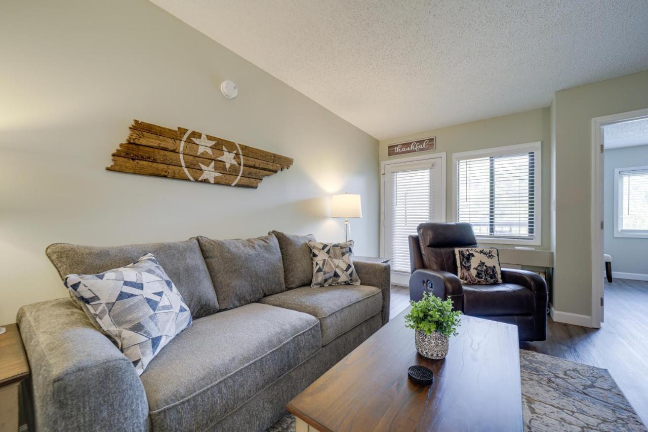 Stylish Gatlinburg Condo With Pool Walk Downtown! 외부 사진