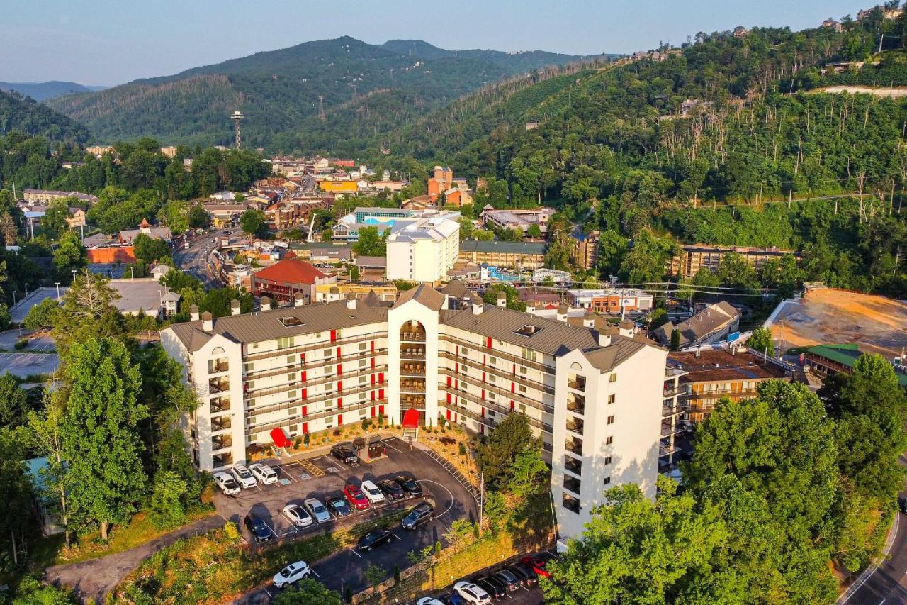 Stylish Gatlinburg Condo With Pool Walk Downtown! 외부 사진